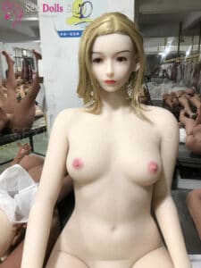 wm 162cm B cup white skin pink nipples head 153