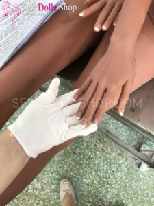 wm 164cm F cup tan skin brown nipaples